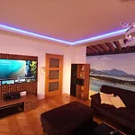 アパート Makarska, Panoramic Sea & Mountains View, Cucek マカルスカ