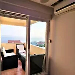 Makarska, Panoramic Sea & Mountains View, Cucek アパート *